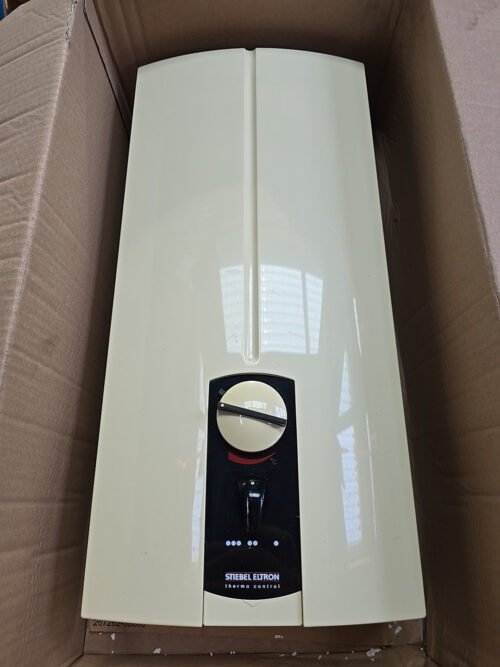 Stiebel Eltron DHB 21 UNI Durchlauferhitzer 074033 21KW inklusive Zubehör