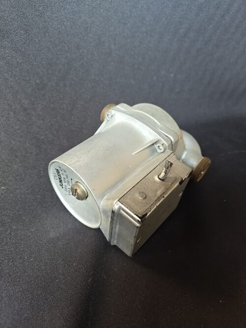 Junkers AEG C5J Pumpe/Umwälzpumpe Heizung