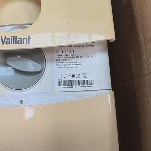 Vaillant Durchlauferhitzer VED 18 E/6 Inklusive Zubehör