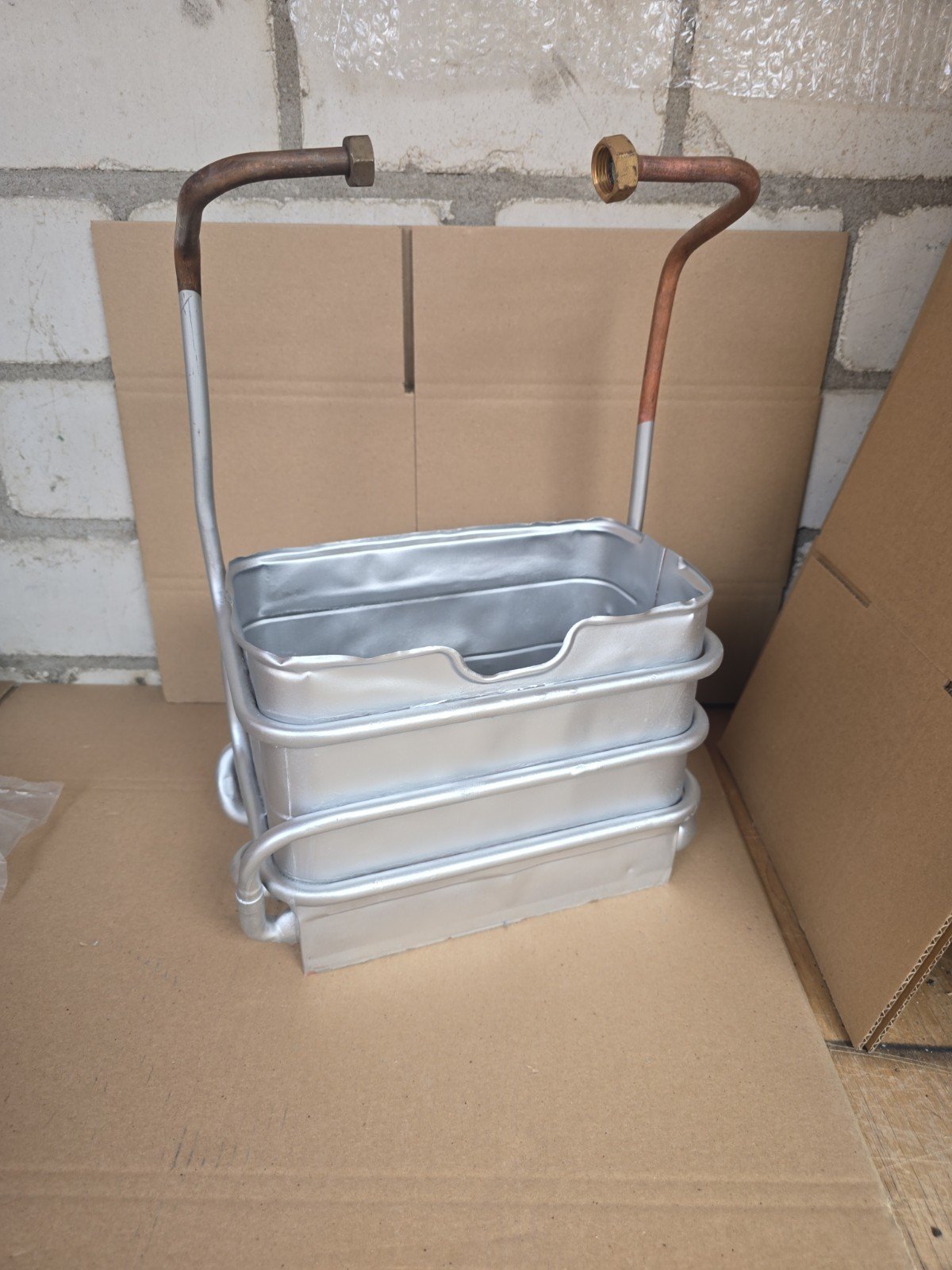 Vaillant Wärmetauscher Heizkörper 061637 Geyser MAG 19/2 XI 19/2 XI R1 Garantie