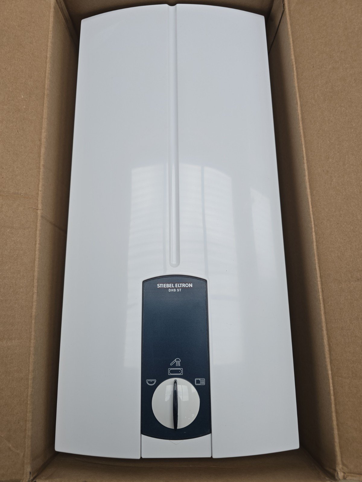 Stiebel Eltron DHB 24 ST Durchlauferhitzer 24KW inklusive Zubehör