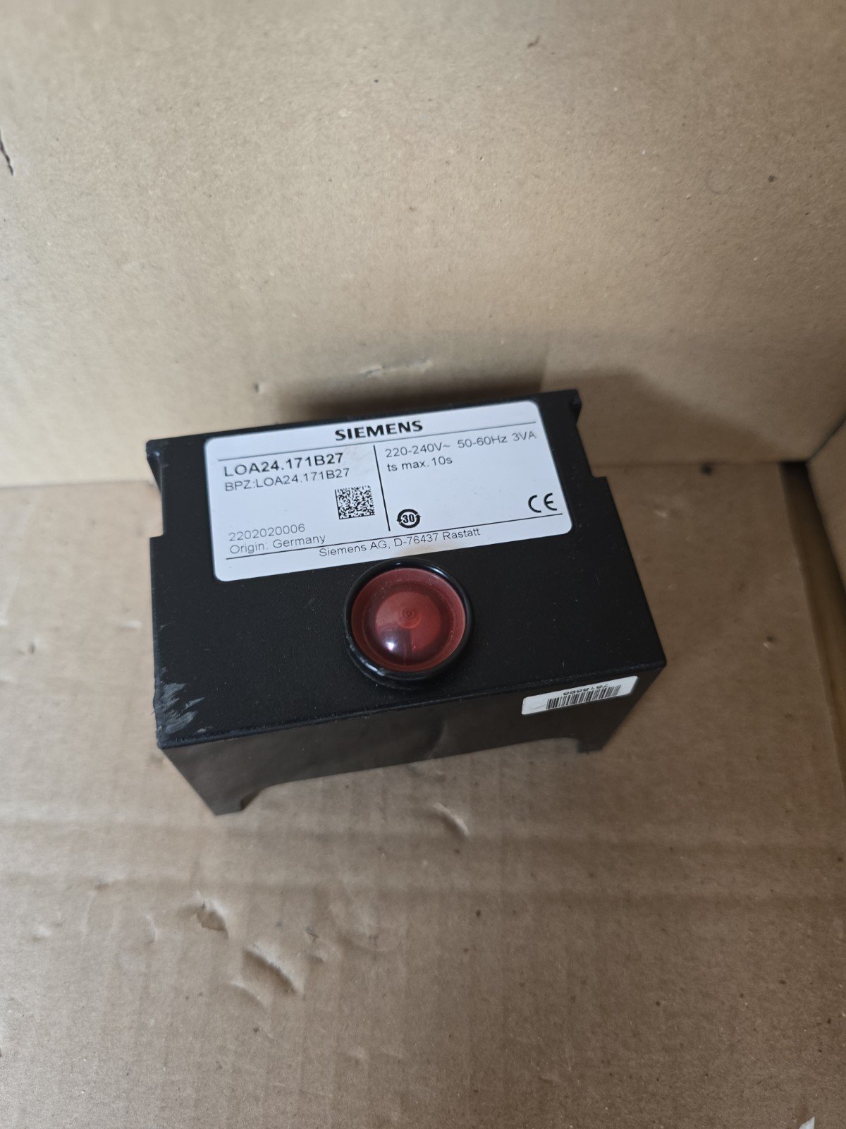 Viessmann Ölfeuerungsautomat LOA24.171B27 7818898  LOA 24.171B27