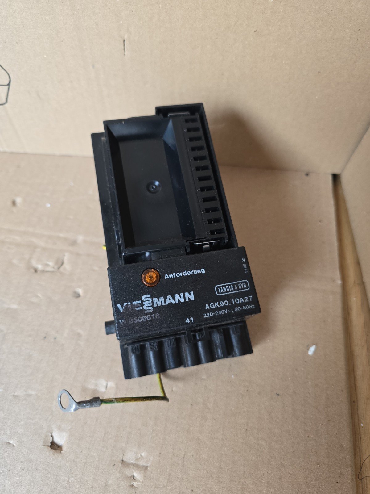 Viessmann AGK90.10A27, Vi 9506616, Steckkonsole
