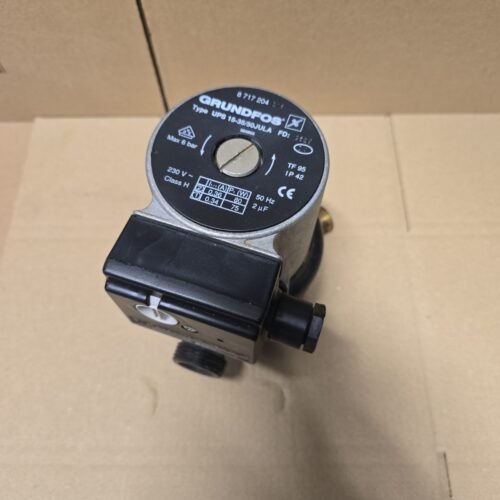 Junkers Pumpe  ZSR ZWR  UPS15-35/50 JULA Heizungspumpe 18 24 8717204216 UPS